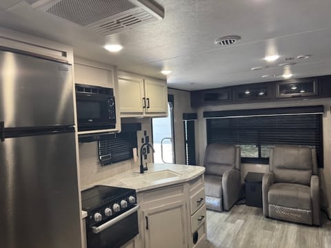 2023 Jayco Jay Flight Towable trailer in Texarkana