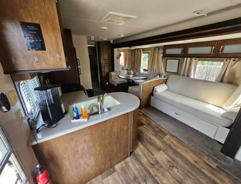 Family Fun For Everyone!!!! Towable trailer in Leon Valley