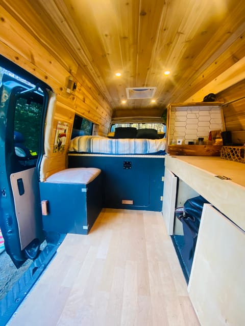 Green Juice Campervan in Vancouver