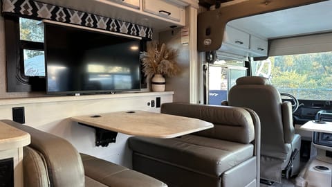 Escape Now with Rent La Vida Lola! - Meet our OG Rig "Lola's First Love" Drivable vehicle in Rancho Bernardo