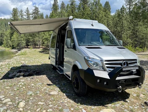 Coeur d'Alene Adventure 4x4 Sprinter van with all the Amenities Drivable vehicle in Coeur dAlene