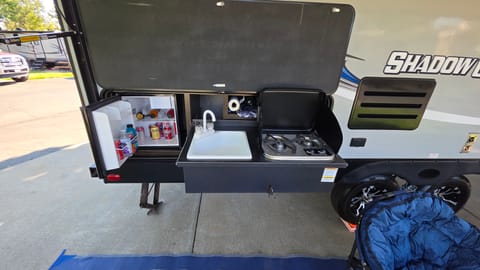 2019 24ft Shadow Cruiser Towable trailer in Citrus Heights