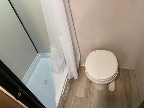 2025 Coleman 17B25 Towable trailer in Lubbock