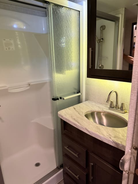 2019  Raptor 45-1 - Rate includes Del, Ins & Fees* Towable trailer in New Braunfels