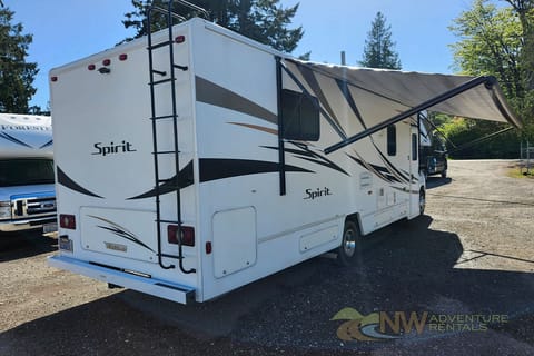 2018 SPIRIT 31K Drivable vehicle in Paine Lake Stickney