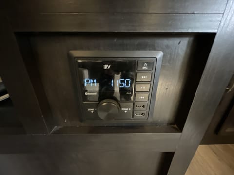 Lightweight, Easy tow - 2020 Jay Feather X23E by Jayco Towable trailer in Santa Rosa