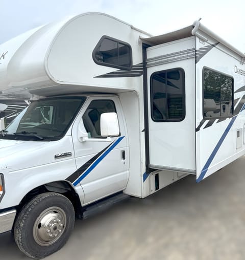 2020 Thor Daybreak Drivable vehicle in Kettering