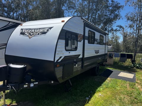 Wildwood T197SSFS Lightweight Easy to Tow (SUV Towable) Towable trailer in Ramona