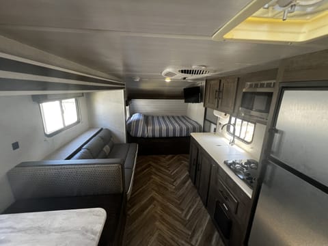 Wildwood T197SSFS Lightweight Easy to Tow (SUV Towable) Towable trailer in Ramona