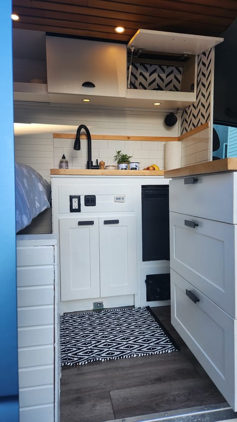 L&P Camper Van Kevin Campervan in Vancouver