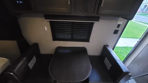 2020 Jayco Jay Flight Towable trailer in Westminster