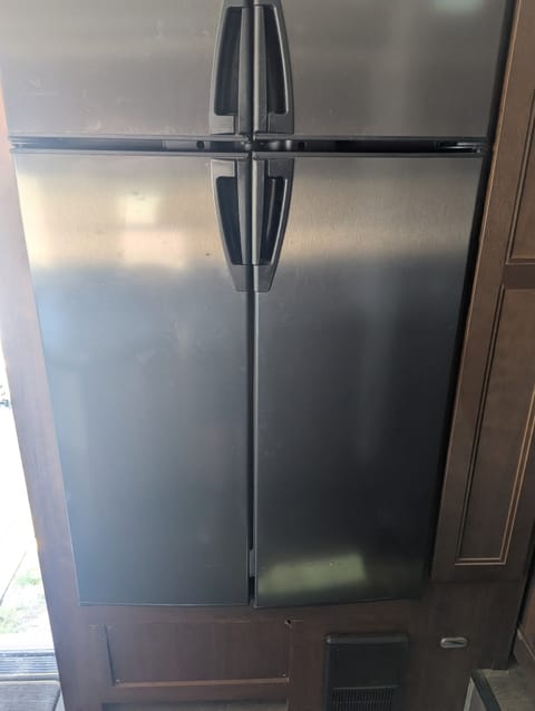 Forest River Class C Sunseeker 32 foot Motorhome Drivable vehicle in Pueblo West