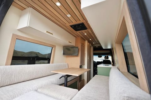 Adventure-Ready Campervan Campervan in Kokomo