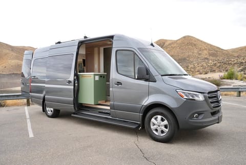 Adventure-Ready Campervan Campervan in Kokomo