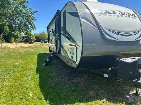 2022 Forest River RV Salem Hemisphere Hyper-Lyte 26BHHL Towable trailer in Santa Rosa