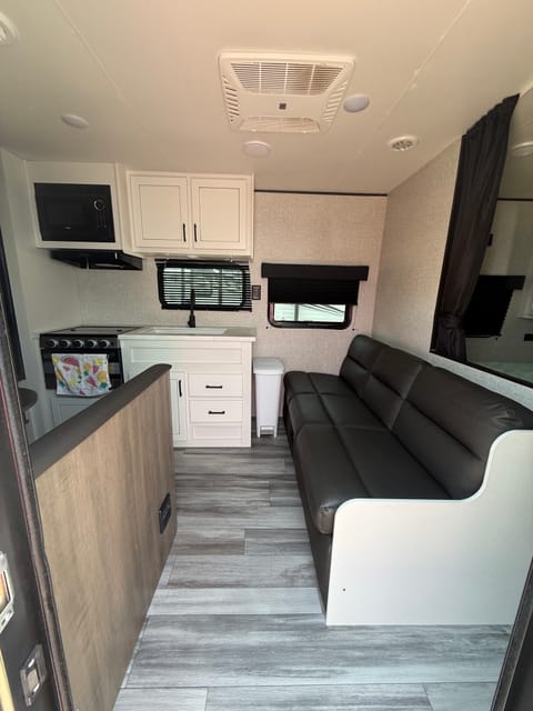 New Farmhouse Jayco Flight SLX Travel Trailer Towable trailer in Temecula