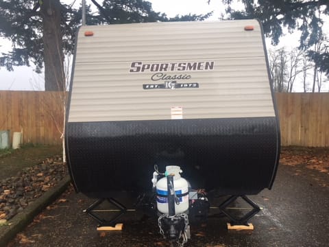 2017 K-Z Manufacturing Sportsmen Towable trailer in Vancouver