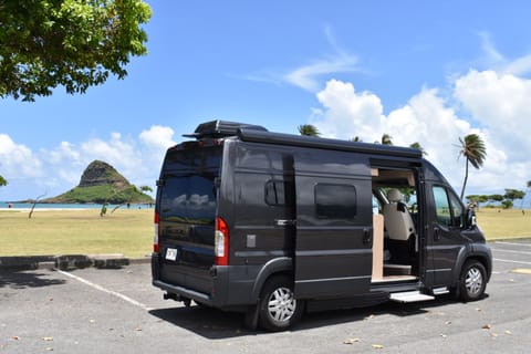 The sliding door with automatic step makes entering and exiting the campervan a breeze.