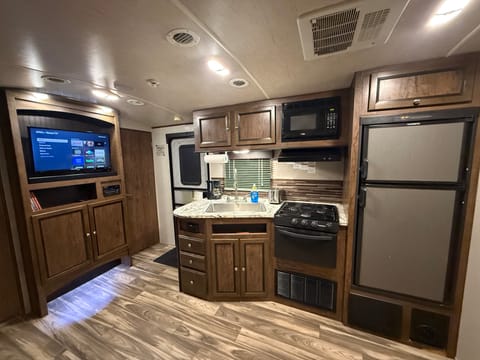 3100mpg Towable trailer in Schertz