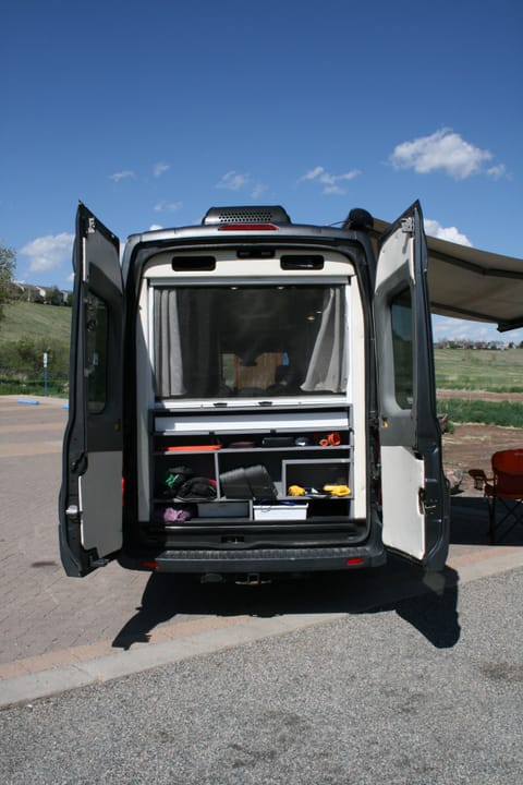 Adventure-Ready 2018 Coachmen Crossfit 22D – Compact Luxury on Wheels Drivable vehicle in Englewood