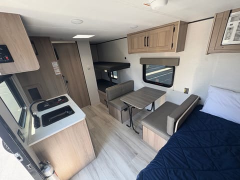 TKG-Coleman 17B Travel Trailer #15 Towable trailer in Menifee