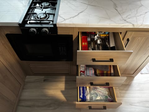 Cozy Coleman Trailer- Brand New Towable trailer in Tigard