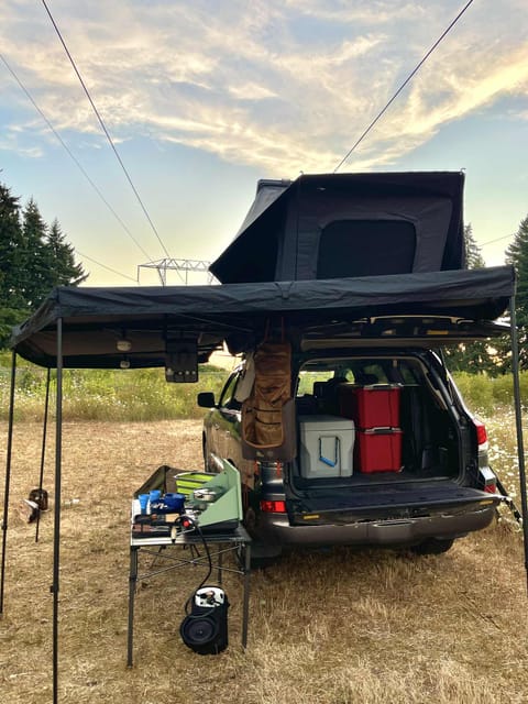 Luxury Land Cruiser Drivable vehicle in Vancouver
