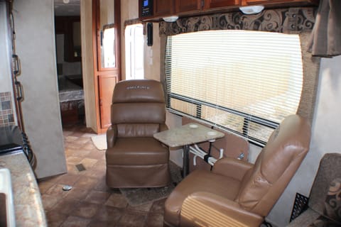 2013 Palomino Puma Unleashed Towable trailer in Thornton