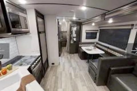 2020 Legend 33 - Rate includes Del & Fees* Towable trailer in New Braunfels