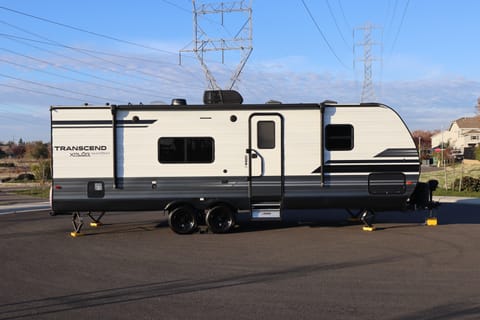 2021 Grand Design Transcend Xplor 247BH – Family Bunkhouse Towable trailer in Elk Grove
