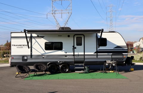2021 Grand Design Transcend Xplor 247BH – Family Bunkhouse Towable trailer in Elk Grove