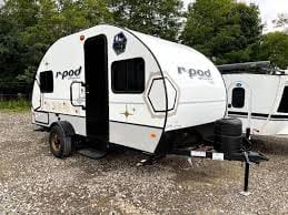 Super lightweight R-pod 171c (brand new!) Towable trailer in Ramona