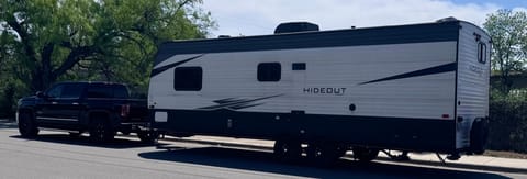 Green Light to Family Fun and Adventure! Towable trailer in San Antonio