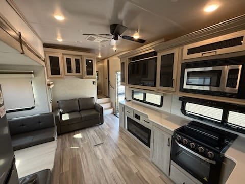 2023 Forest River Rockwood Ultra Lite Towable trailer in Kettering