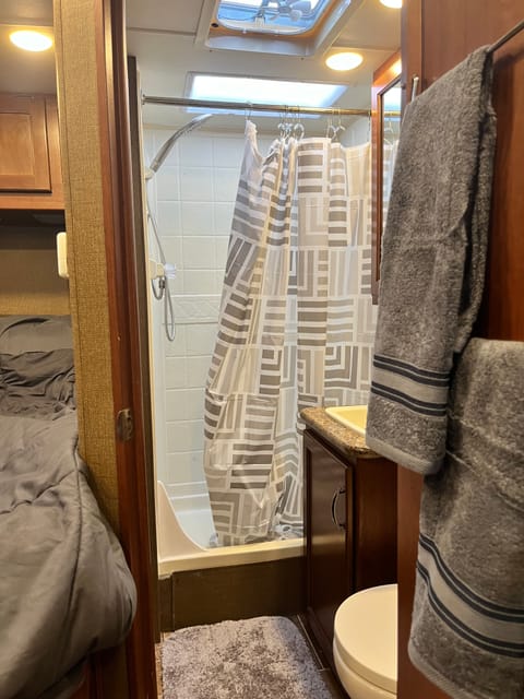 Stars the Limit! Drivable vehicle in Hillsboro