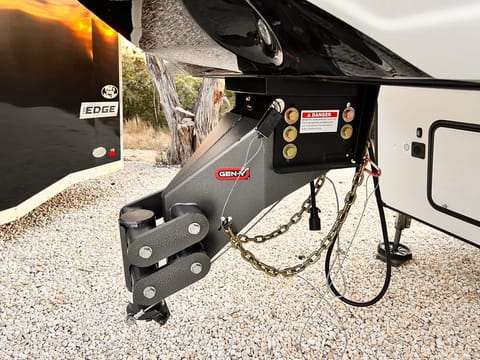 2022 Grand Design Momentum NBTX1698 Towable trailer in New Braunfels