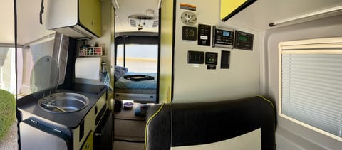 Van Healin' Drivable vehicle in Paradise Valley