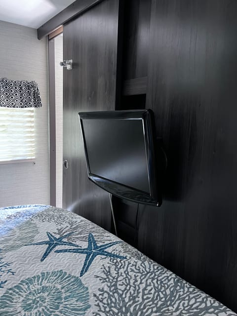 Keystone bullet ultra lite - Home away from home- Towable trailer in Canton