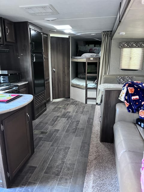 Keystone bullet ultra lite - Home away from home- Towable trailer in Canton