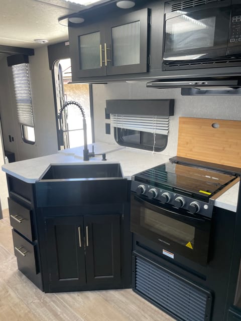 Adventure Haven- Family Travel Trailer for up to 10 Towable trailer in Rancho Cucamonga