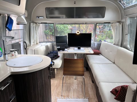 Upgraded 2017 Airstream International Serenity 25ft FB Towable trailer in San Francisco