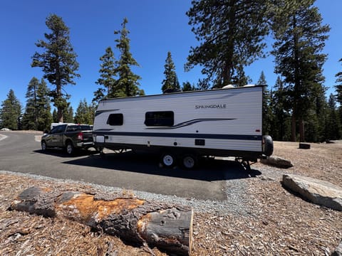 RV for rent 8 sleeps 26 feet BURNING MAN AVAILABLE! Towable trailer in North Highlands