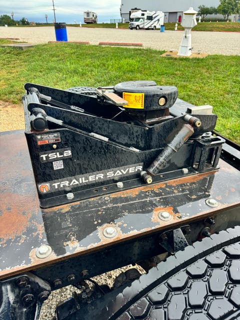 Kenworth RV registered Fifth Wheel Tow Vehicle RV in Northglenn