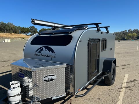 Aero Burnside Teardrop Camper-Lightweight, Stylish, and Ready to Roll! Towable trailer in Folsom