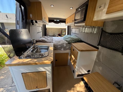 Zeeba Campervan Campervan in Carmichael