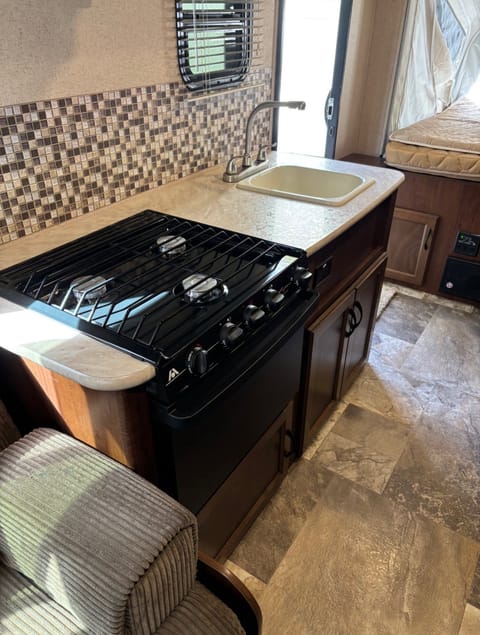 2015 Jayco Jayfeather Ultra Lite x17z Towable trailer in Bremerton