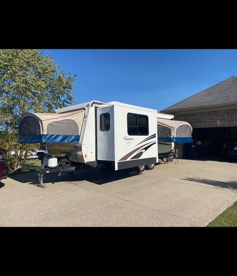 Coachmen-Freedom Express LTZ Towable trailer in Jefferson County