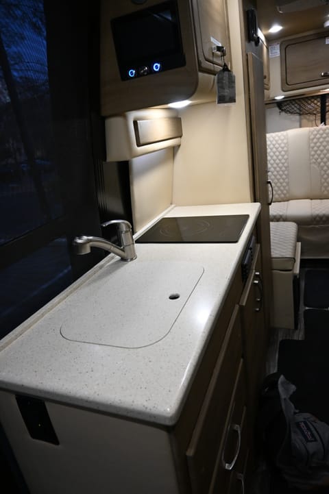 Luxury and Style 2021 Midwestern Automotive Passage Drivable vehicle in Fairfield