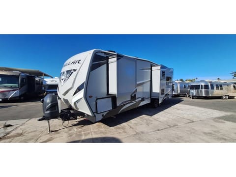 Right side showing slides are open