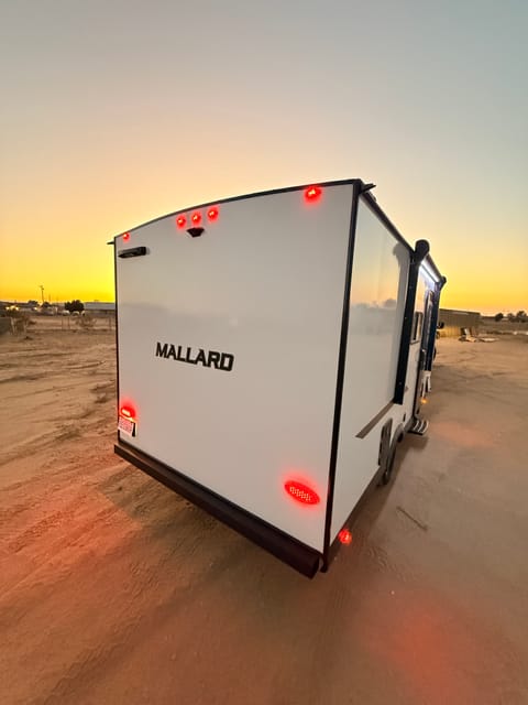 Little weekend warrior Towable trailer in Hesperia